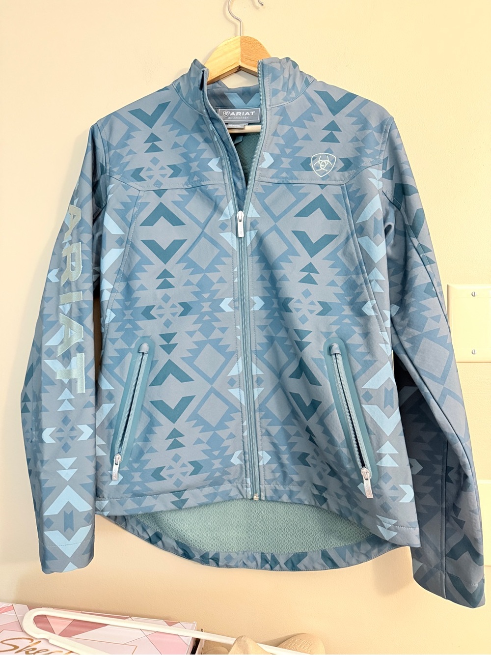 Ariat Women's Teal Team Softshell Jacket